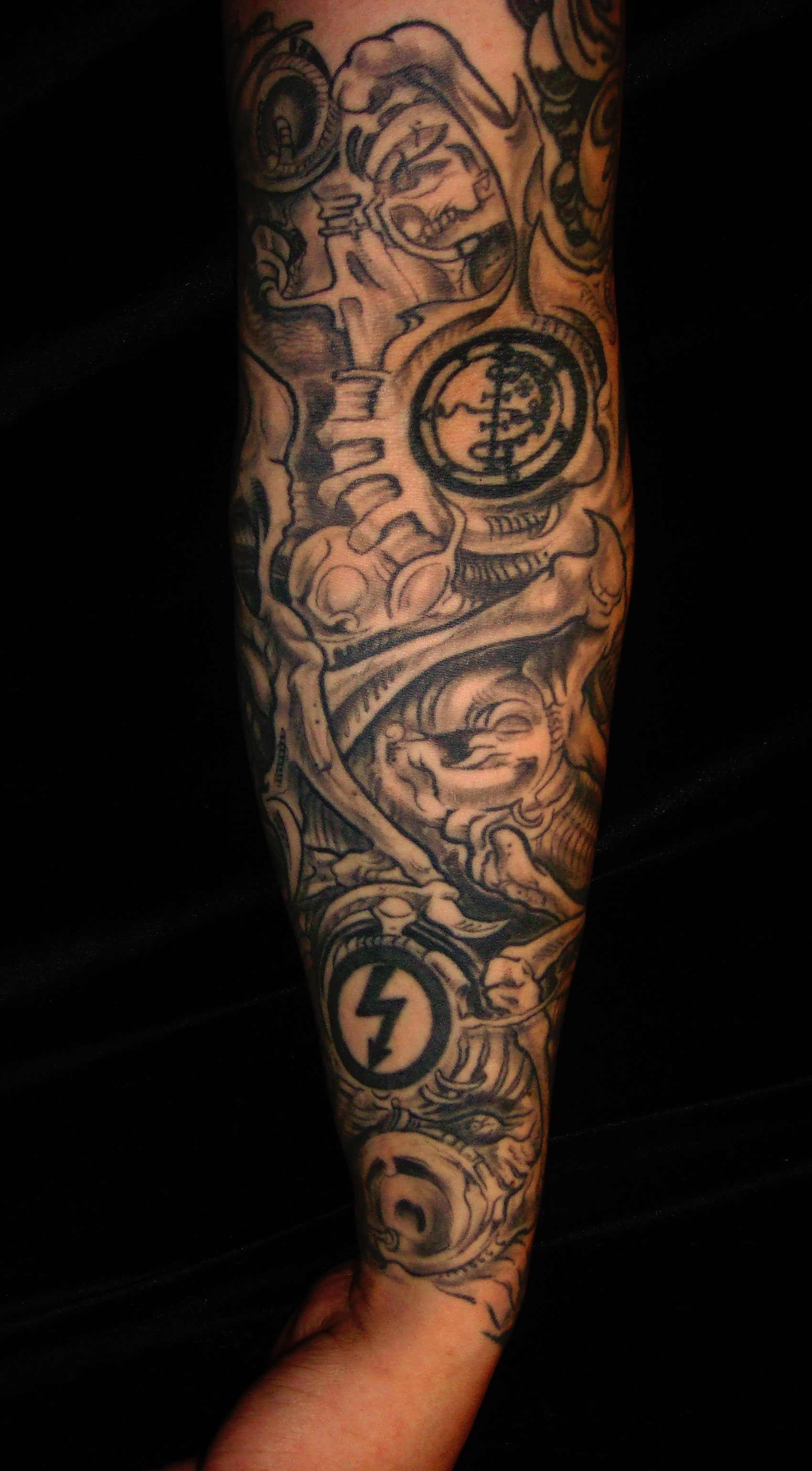 biomech biomechanical tattoo sleeve black Majestic Tattoo NYC